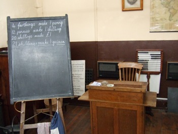 Teacher desk